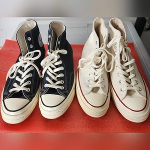 2 Converse mens sneakers black and white 9.5